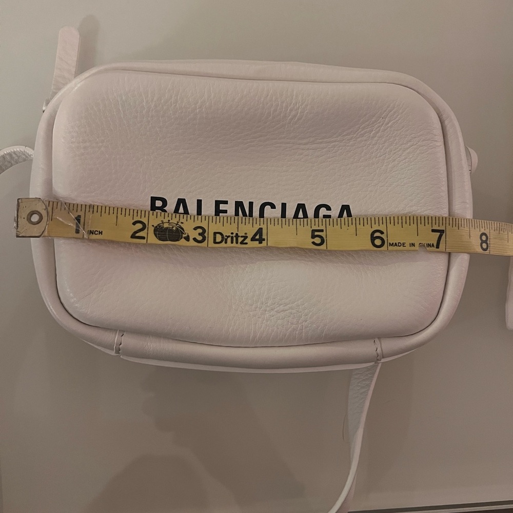 BALENCIAGA everyday white logo mini camera crossbody bag - Picture 15 of 15